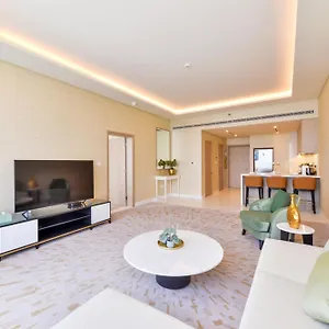 Aparthotel Ultra Luxury Palm Tower With Shared Facilities, Dubai